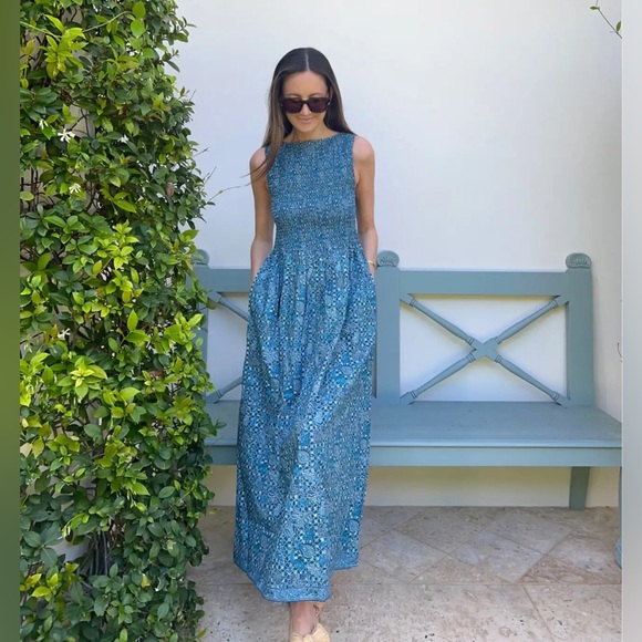 Hill House Dresses & Skirts - NWT Hill House Home The Cosima Nap Dress - Navy Calico Trellis Size XS